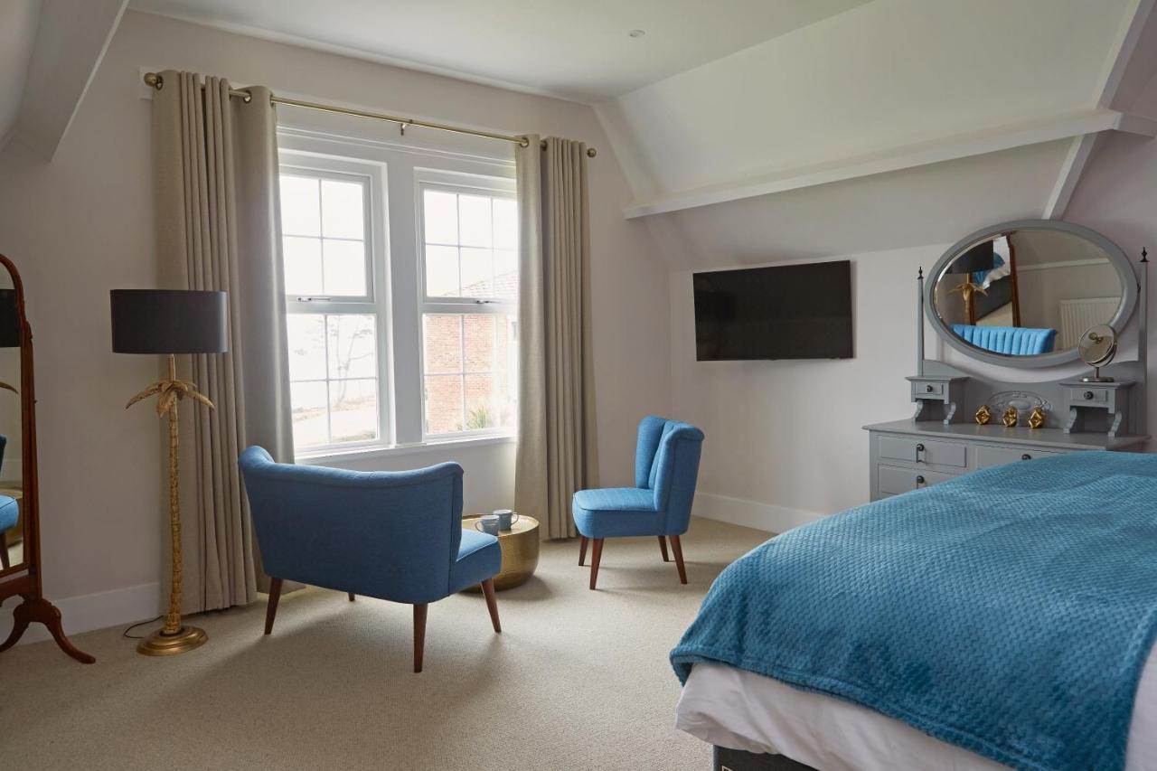 Sentry Mead Hotel Totland  Экстерьер фото