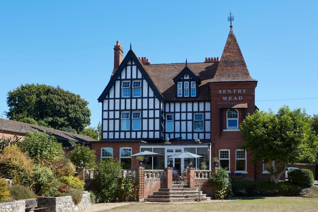 Sentry Mead Hotel Totland  Экстерьер фото