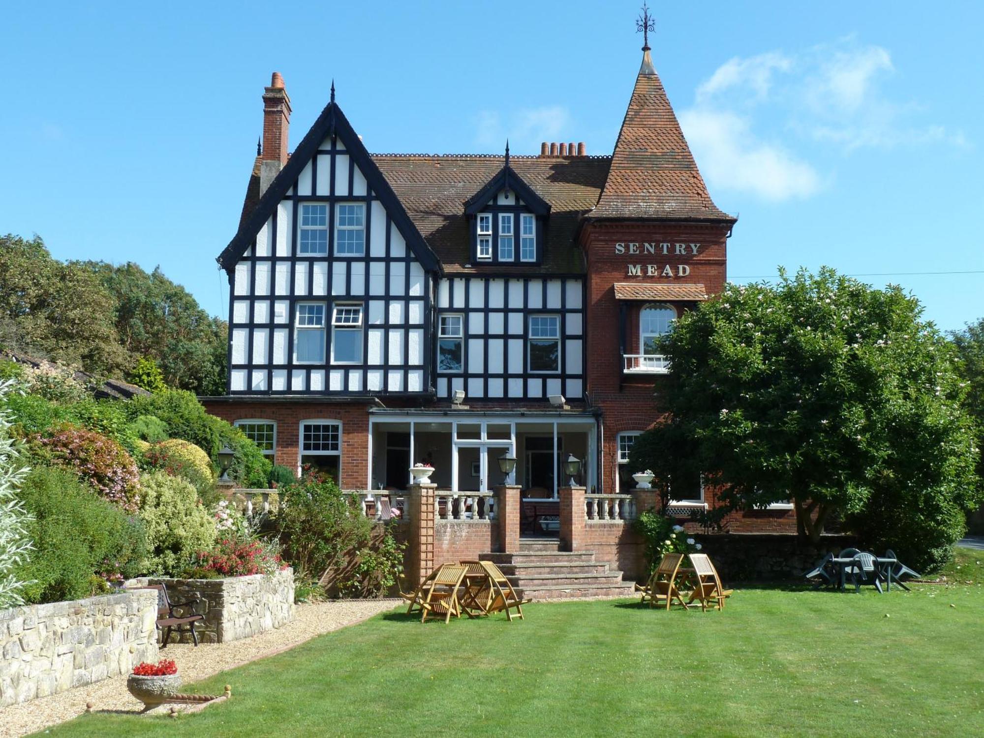 Sentry Mead Hotel Totland  Экстерьер фото